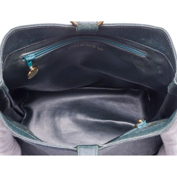 Chanel Caviar Skin Triple Chain Shoulder Bag Dark Green - Picture 8 of 9